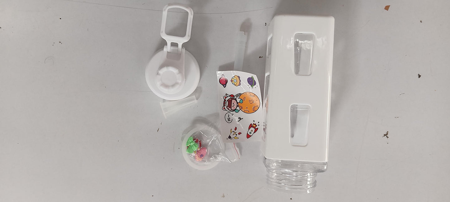 Kawaii Straw Water Bottle – 700ml Leakproof Bottle with Lid for School & Travel