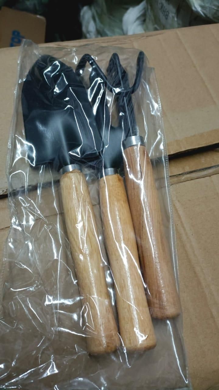 6-in-1 Gardening Tools Set with Organizer Box – Multi-Purpose Hand Tools Kit for Planting, Weeding & Digging"